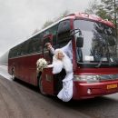 Свадебный кортеж без хлопот: как выбрать идеальный автобус с водителем